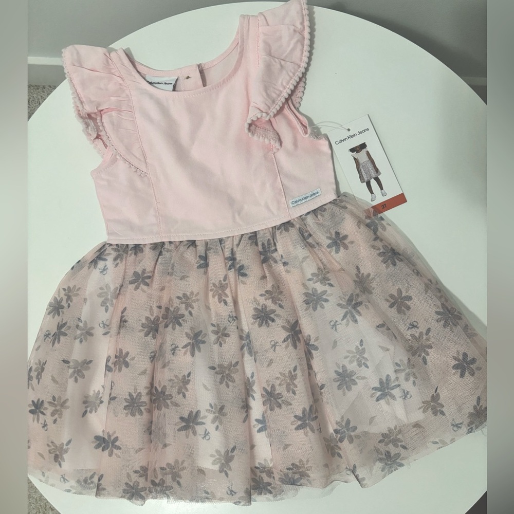 🆕 Calvin Klein 2T Dress